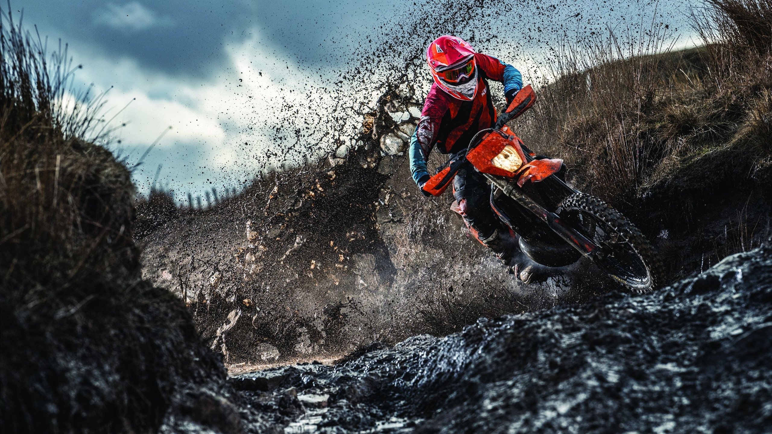 体育品牌跨界合作拓展年轻用户市场，国内体育品牌应该如何展开宣传